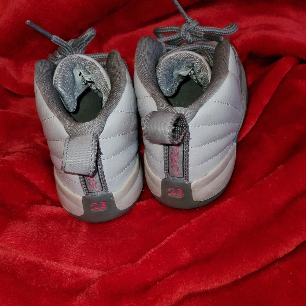 Retro Jordans! - Picture 2 of 4